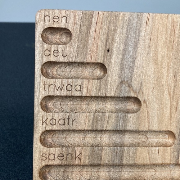 Early Learning Traditional First Nation Language Counting Abacus Wood Toy - Picture 3 of 7